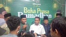 Foto: Syafruddin (tengah), Wakil Ketua Komisi III DPRD Prov. Kaltim dan Calon Anggota DPR-RI terpilih Dapil Kaltim.