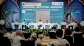 Foto: Deputi Bidang Kajian Strategis Kementerian Pariwisata dan Ekonomi Kreatif (Kemenparekraf) Dessy Ruhati (ketiga kiri) dalam Extended Weekly Brief with Sandi Uno yang digelar di Jakarta, Senin (1/4/2024)