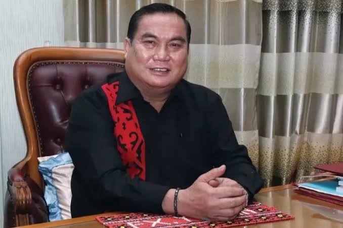 Foto : Bupati Kabupaten Kutai Barat, Fransiskus Xaverius Yapan