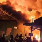 Foto: kebakaran hebat Pasar Sangkulirang Desa Banua Baru Ilir, kecamatan Sangkulirang, kabupaten Kutai Timur, kaltim yang melahap 338 ruko/petakan.