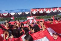 Foto: Pembagian 4.000 bendera Merah-Putih kepada warga Kabupaten Bulungan