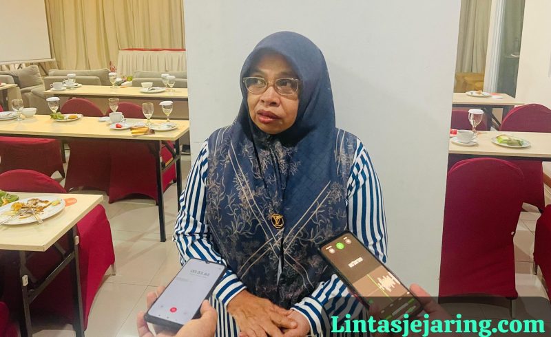 Foto: Fatimah Waty, Kabid Poldagri-Kesbangpol Kaltim