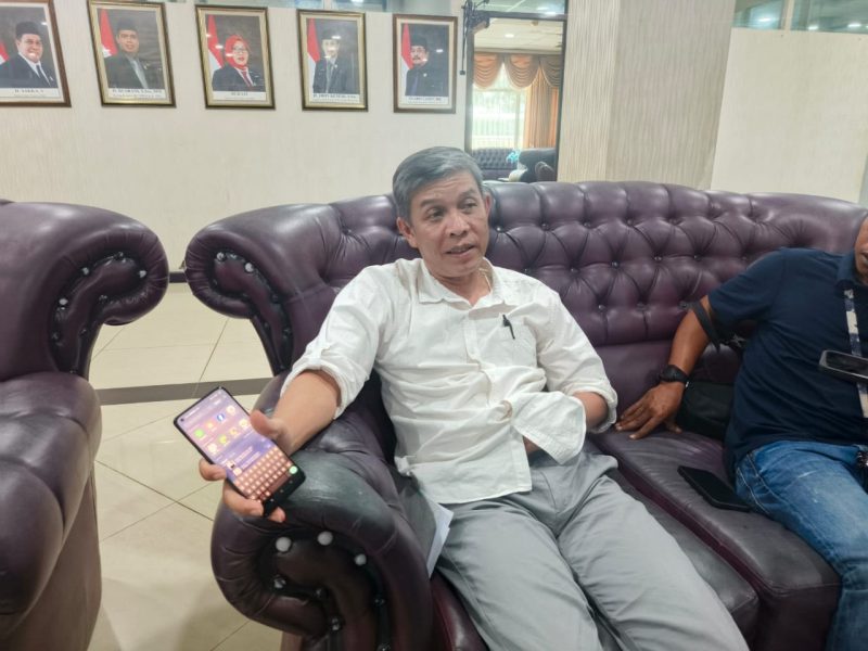 Thohiron mendorong sinergi antara pemerintah dan masyarakat dalam pengembangan pariwisata.