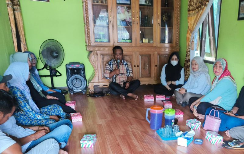 Irawan Heru Suryanto, saat dengar langsung keluhan masyarakat Desa Bangun Mulya.