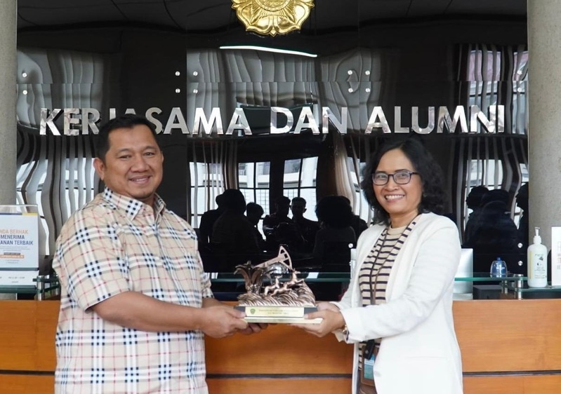 Foto: Bupati PPU Mudyat Noor saat berkunjung ke UGM, Kamis, (17/4/2025).