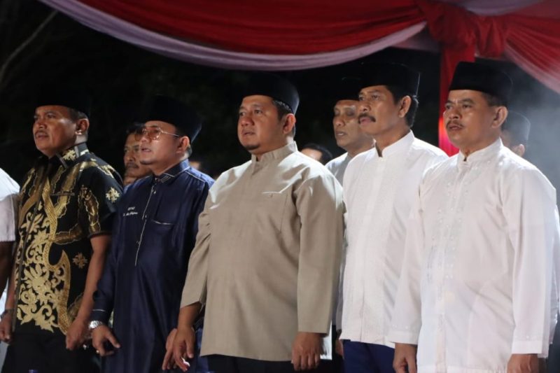 Foto: Bupati dan Wakil Bupati Penajam Paser Utara, saat menghadiri acara penutupan Ramadhan Fest 2025 di Islamic Center PPU.