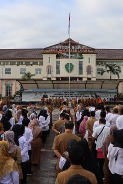Pemkab Penajam Paser Utara Gelar Apel Gabungan Usai Idulfitri, Bupati Tekankan Kinerja dan Pelayanan Publik