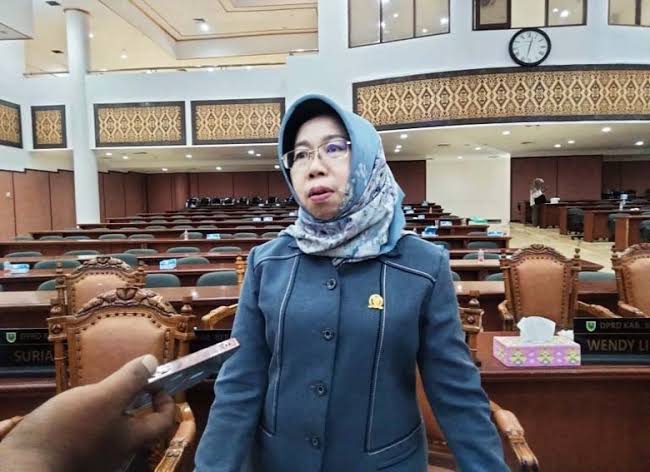 Foto : Elita Herlina, Ketua Komisi I DPRD Berau