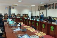 Foto: Ketua DPRD PPU, Raup Muin, saat memberikan keterangan terkait kondisi Bendungan Lawe-Lawe.