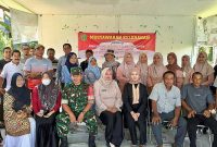 Foto: Kebersamaan dalam musyawarah pembentukan Koperasi Merah Putih di Kelurahan Tanjung Tengah.