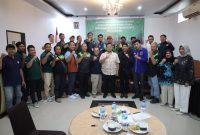 Foto: Bupati PPU Mudyat Noor bersamaa perwakilan pekerja dan manajemen perusahaan saat acara silaturahmi di Hotel Ika Petung.