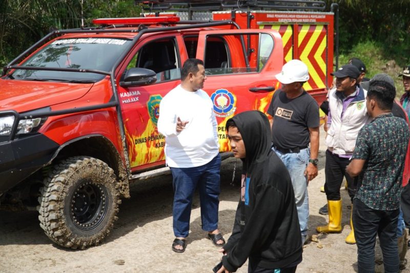 Foto: Bupati Penajam Paser Utara, Mudyat Noor, saat melakukan kunjungan ke RT 16 Kelurahan Sotek.