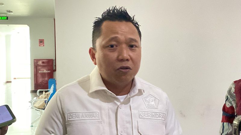 Foto : Ketua Komisi III, Deni Hakim Anwar