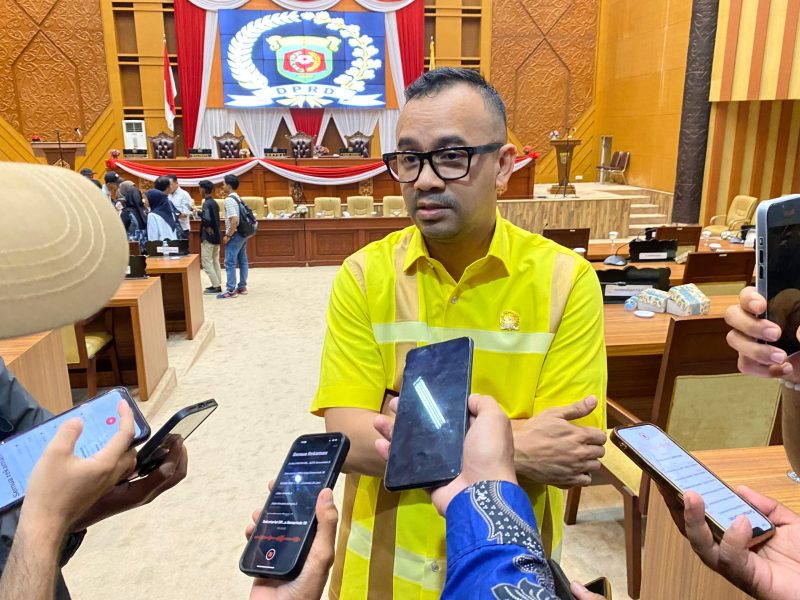 Foto : Anggota Komisi I, Adnan Faridhan