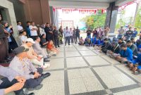 Foto : Aksi unjuk rasa yang digelar PMII di depan Kantor DPRD Samarinda pada Rabu (6/8/2025).