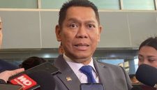 Foto : Adies Kadir, Anggota DPR RI, Fraksi Golkar