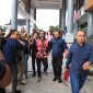 Foto : Tersangka Kadispora Kaltim Agus Hari Kesuma dan Eks Ketua DBON Kaltim Zairin Zain saat dijemput Kejati Kaltim terkait kasus korupsi dana hibah DBON Kaltim senilai 100 Milliar.