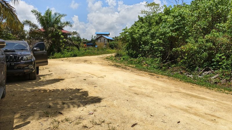 Foto : Jalan Provinsi Yang Mangkrak Selama 45 Tahun