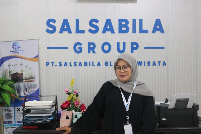 Foto : Saleha, Mahasiswi PKL Fakultas Ushuluddin, Adab, Dan Dakwah (FUAD), UINSI Samarinda.