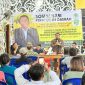 Foto : Budianto Bulang, saat menyampaikan materi Sosperda di Desa Long Nyelong, Kecamatan Busang Kab. Kutai Timur.