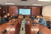 Foto: Rombongan DPRD Kukar, saat melakukan kunjungan kerja ke Pemprov Kaltim. Salah satunya, Hamdiah Z, S.Pd (jilbab cream muda).