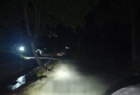 Foto Jalan Lempake Tepian, Lempake, Samarinda yang gelap gulita.