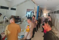 Foto: Tim Polres Malinau saat meninjau lokasi MD pekerja proyek Stadion Malinau. (Dok.HumasPolres)