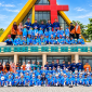 Foto: FKUB Kota Samarinda bersama siswa SD Fastabaqul Khairaat saat melakukan field Trip lintas agama. (Dok. FKUBSamarinda)