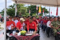 Foto: Kegiatan pembagian bendera bersama Pemerintah Kabupaten Bulungan.