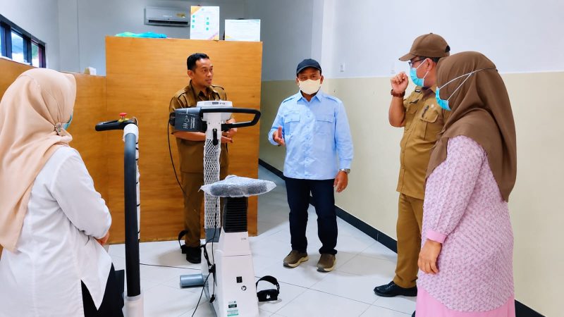 Foto: Wakil Bupati Bulungan, Kiltas sat melakukan pengecekkan fasilitas kesehatan di RSDSS Bulungan.