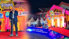 Foto: Bupati Bulungan, Syarwani saat memberikan sambutan pada pembukaan Tenguyun Fest 2026 di Unikaltar.