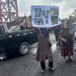 Foto: Demo warga Bakungan, Kukar akibat debu batubara. 