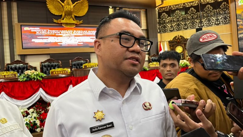 Foto: Bupati Kukar, Aulia Rahman Basri.
