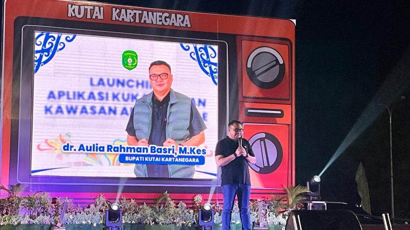 Foto: Sambutan Bupati Kukar Aulia Rahman Basri pada peluncuran Arbizz Space dan Aplikasi KukarGo.