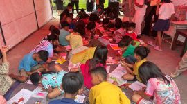 Foto: DP3A Kukar berikan fasilitas sementara dan pendampingan psikologis anak-anak Korban Kebakaran di Melayu.