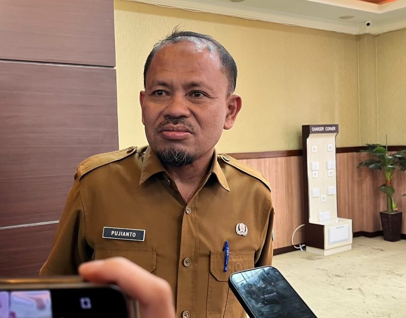 Foto: Sekretaris Disdikbud Kukar, Pujianto.