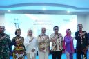Foto: Bupati Kukar, Aulia Rahman Basri saat menghadiri HUT ke-61 Bankaltimtara di Kantor Cabang Kukar.