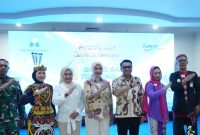 Foto: Bupati Kukar, Aulia Rahman Basri saat menghadiri HUT ke-61 Bankaltimtara di Kantor Cabang Kukar.